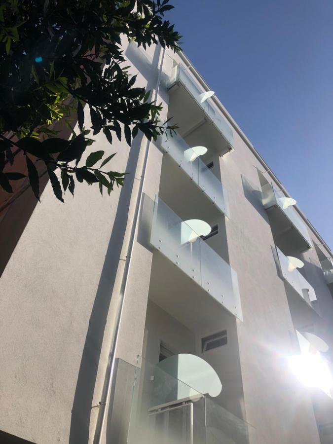 Hotel Pinocchio Cattolica Exterior foto