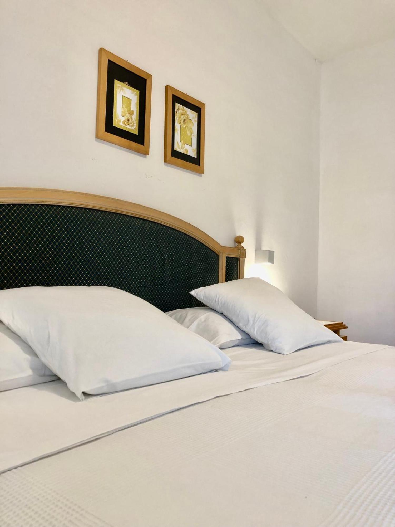 Hotel Pinocchio Cattolica Exterior foto